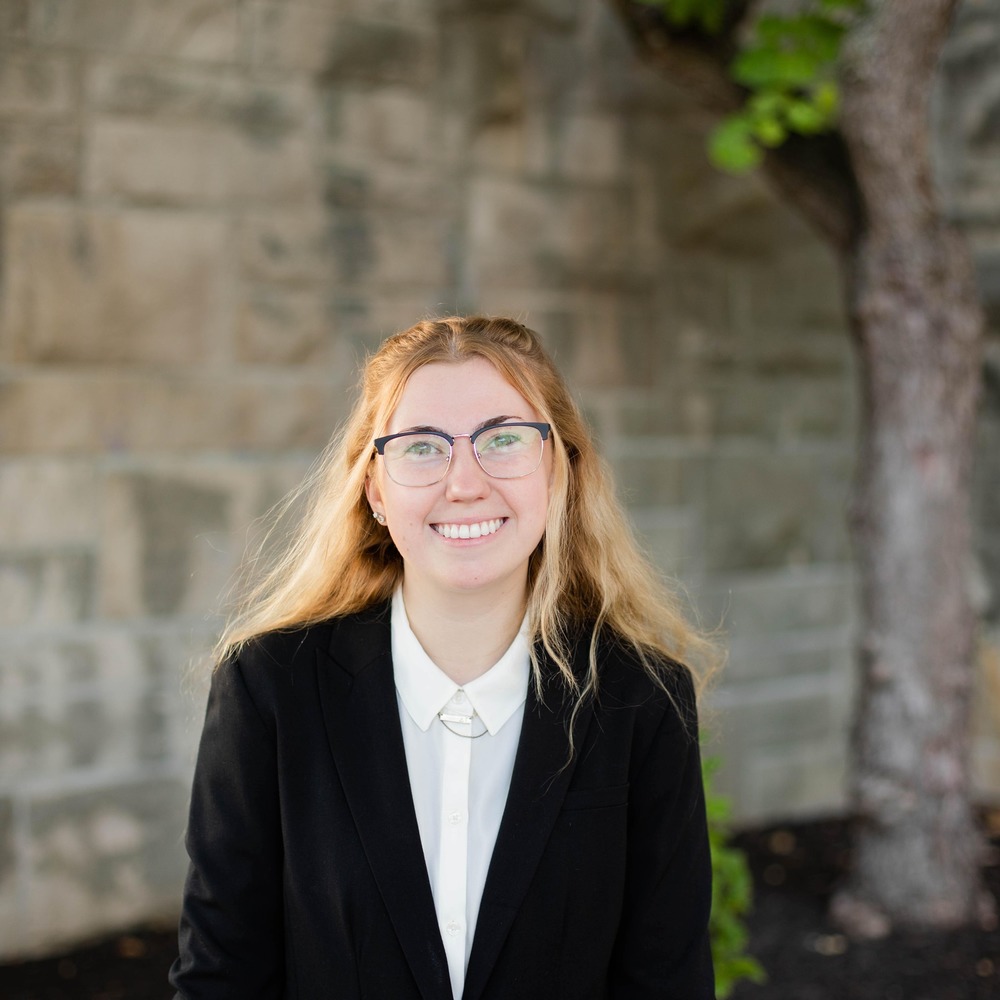 Meet your Posher, Savanna